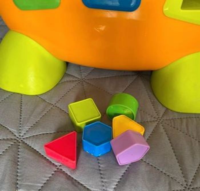 Trotteur de marche 3 en 1 coffre jouet , porteur , éveil bébé 6/24 mois - photo numéro 2