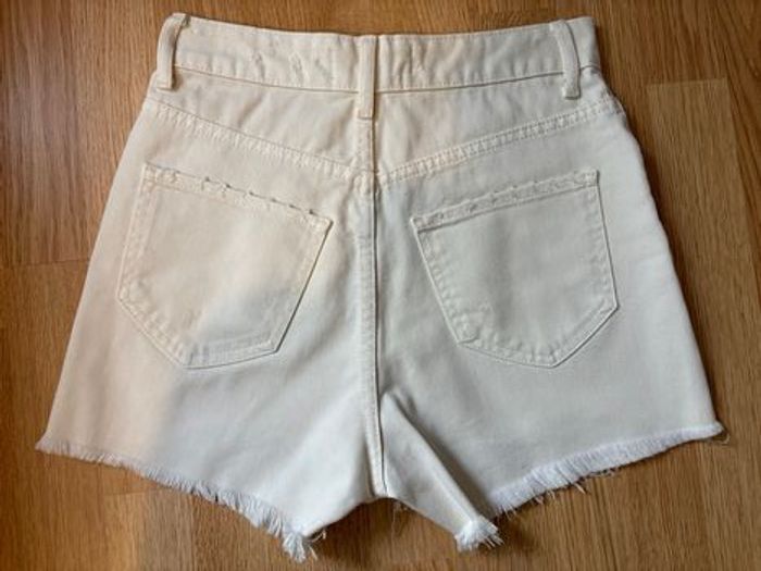 Short - photo numéro 2
