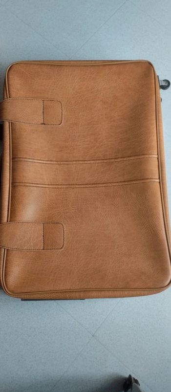 Valise à roulettes