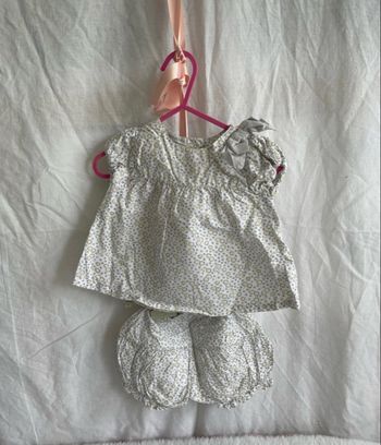 Ensemble 3 mois du pareil au même 