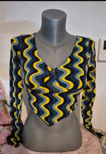 Top mi cour manche longue en excellent état taille XXS