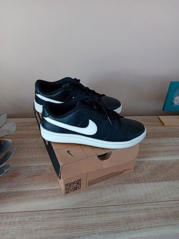 Baskets Nike 40