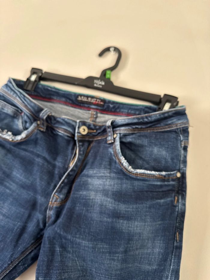 👖 Jeans homme effet déchiré - Taille 40 -w31- brut - très bon état- Léo gutti - photo numéro 5