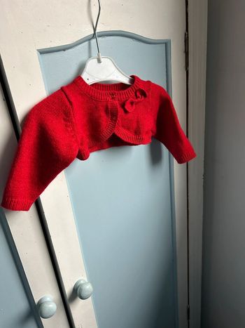 Boléro rouge , bébé fille, 3 mois , tape à l’œil