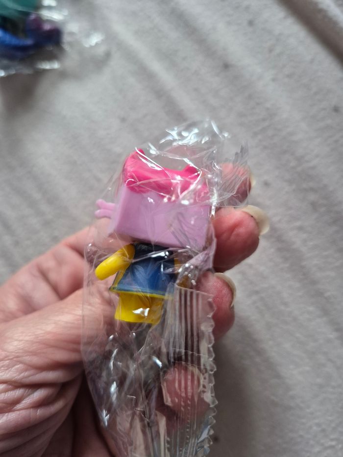 Figurine gabby chat gabby et la maison magique - photo numéro 2