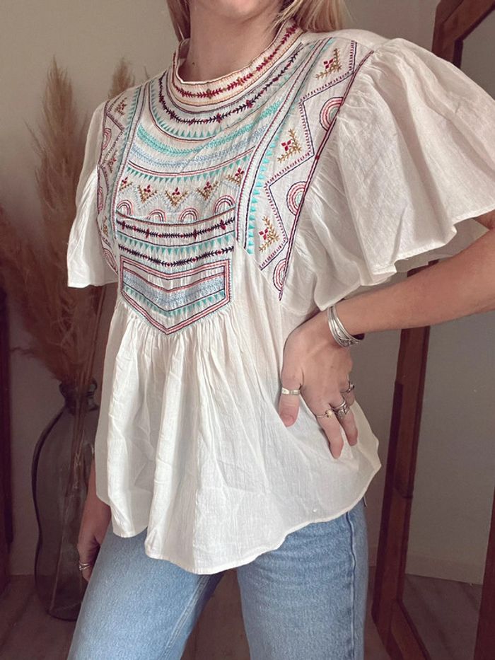 Blouse Zara avec broderie multicolore - photo numéro 4