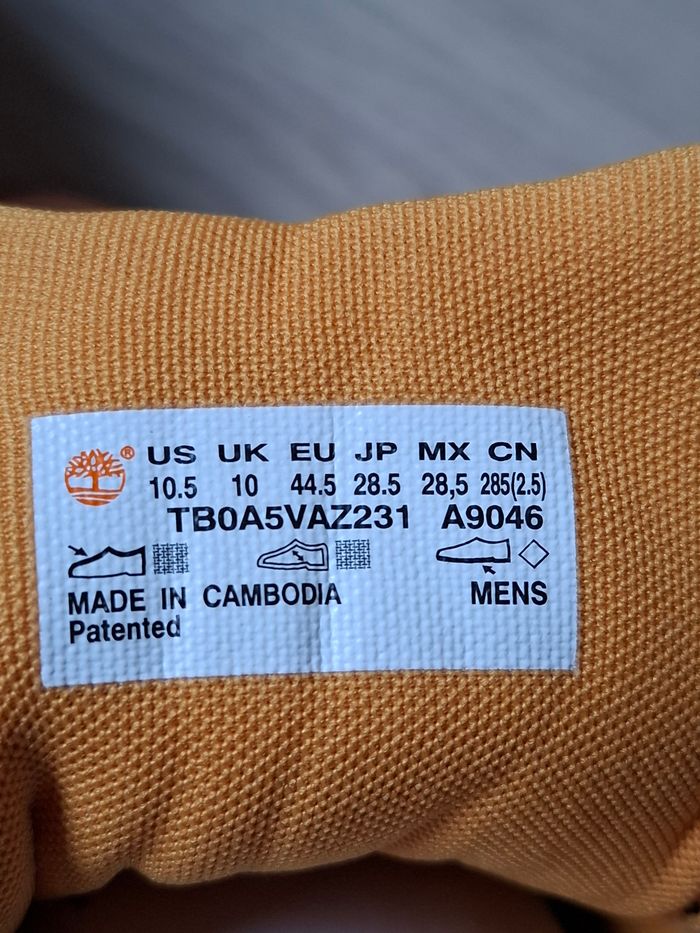 Timberland t.44,5 Imperméables, Neuf jamais porte, légères, valeur 140euro - photo numéro 5