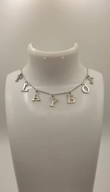 COLLIER LETTRES PLAYBOY ARGENTE ACIER INOXYDABLE AVEC BOITE ! NEUF !