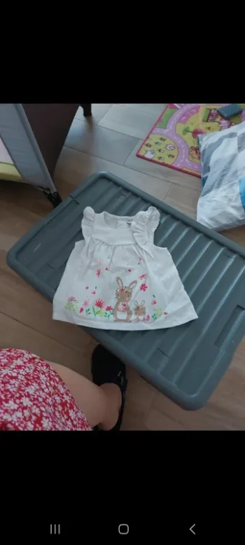Tee-shirt sans manche fille 6mois