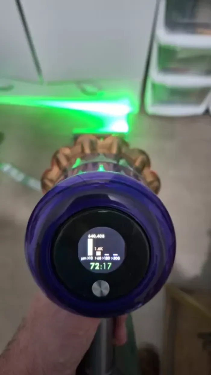 Dyson v15 - photo numéro 2