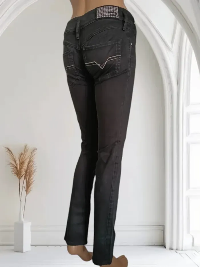 Jean Diesel modéle matic ,coupe straight fit ,taille basse ,stretch - photo numéro 6