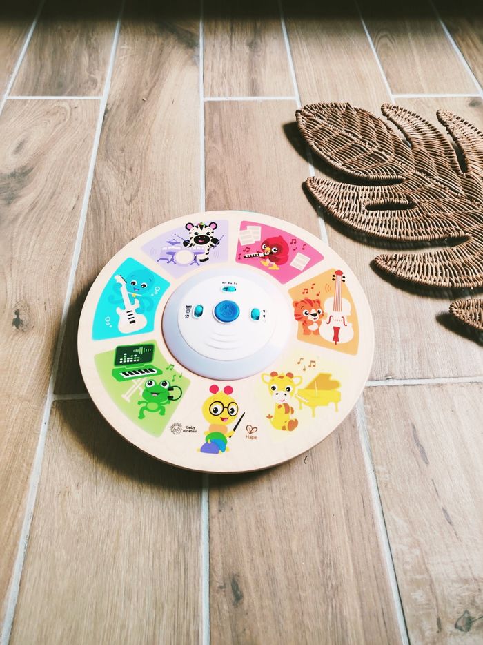 🎼Orchestre magic Touch sonore et lumineux en bois et plastique marque Hape