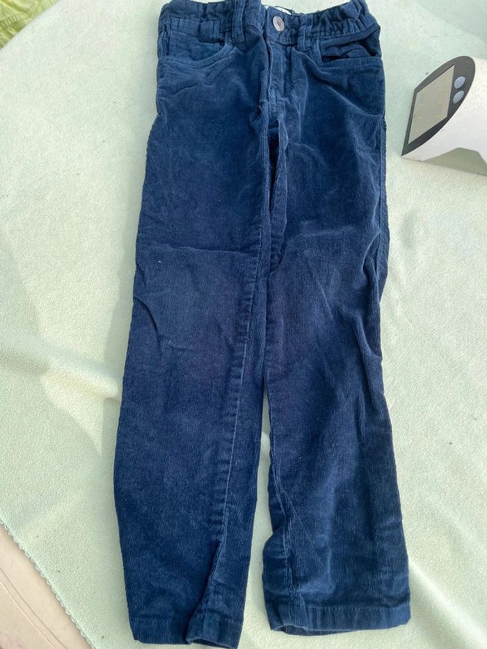 Pantalon velours bleu taille 5 ans