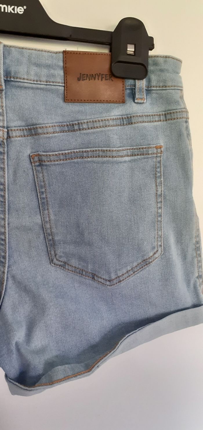 short en jeans bleu clair taille 38 marque jennyfer - photo numéro 8