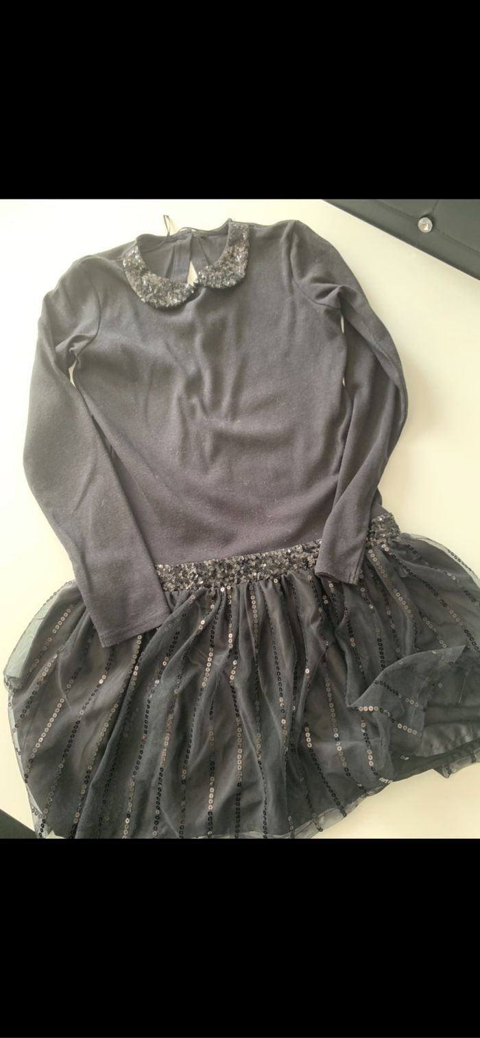 Robe noire 12 ans