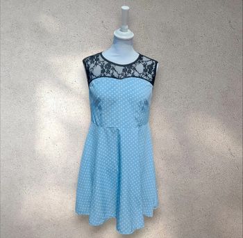 Robe sans manche bleu à pois blanc et dentelle noir style rétro pin-up M