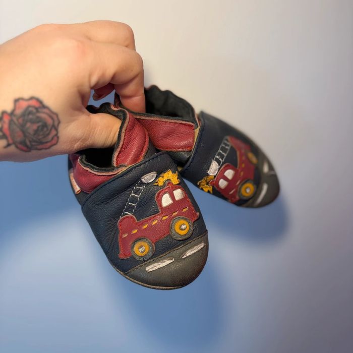 Chausson en cuir bébé tichoups