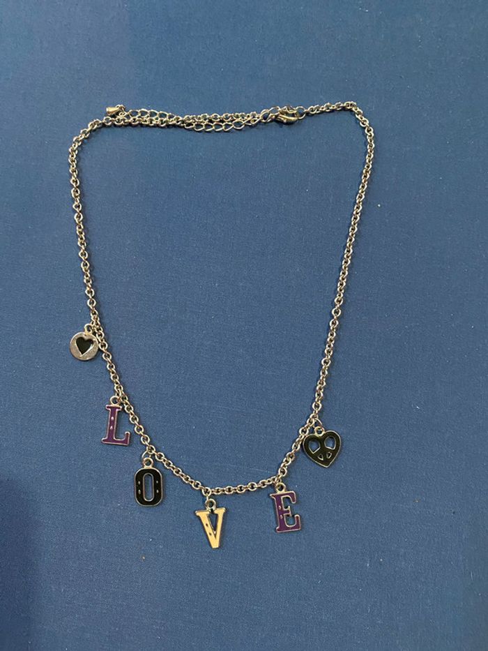 Collier Love