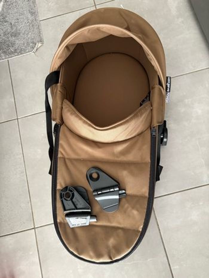 Nacelle yoyo neuve (sans  adaptateurs)