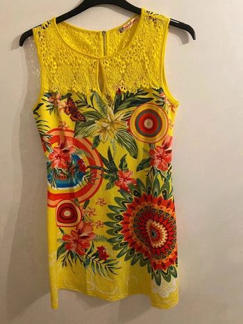 Robe sans manches