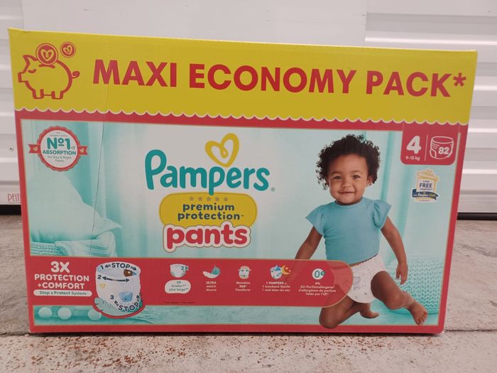 1 carton Maxi-Eco-pack Pampers premium pants Taille 4