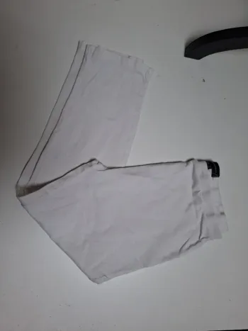 Pantacourt taille 42