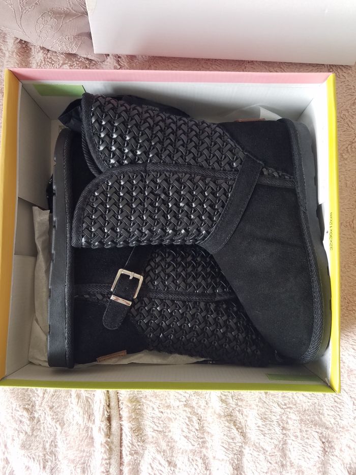 Bottes fourrees femme en cuir Les Tropeziennes t 38 NEUF - photo numéro 6