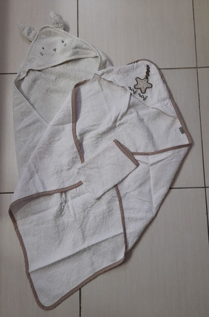 Capes de bain
Utilisées mais restent en bon état 
4€ pièce