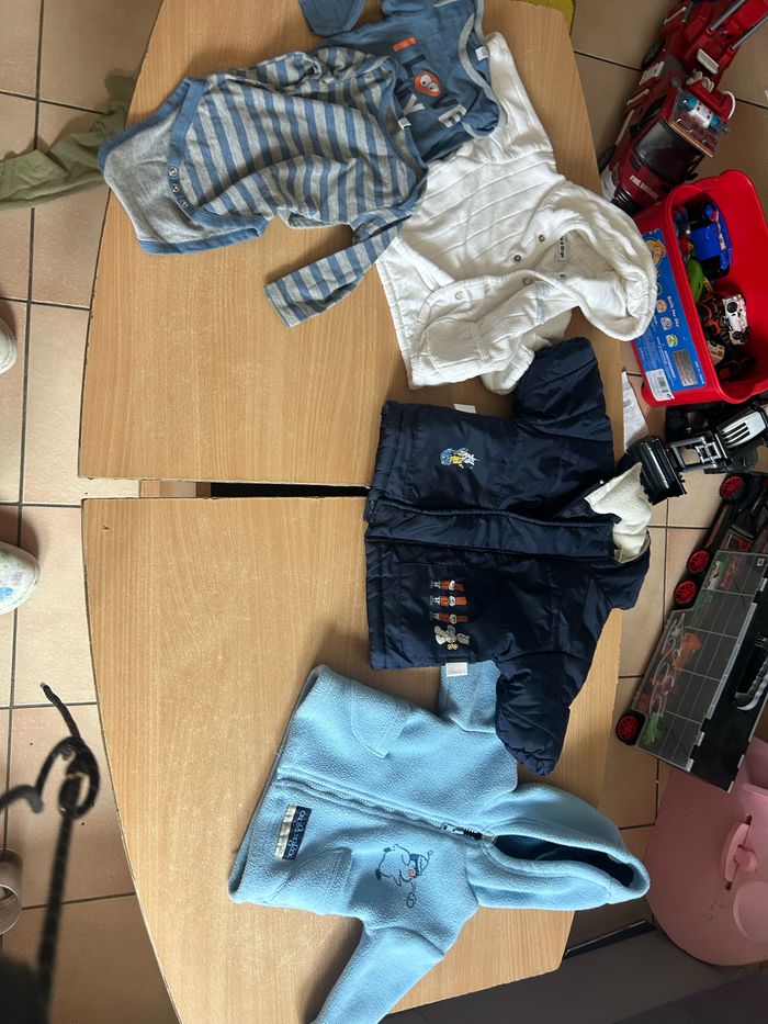 Gros carton de +50 vêtement taille 3mois - photo numéro 7
