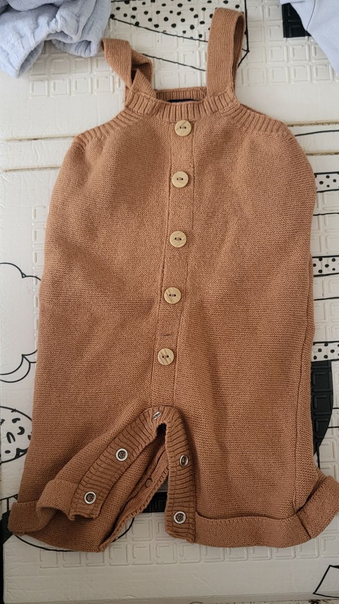 Lot vêtements 1 mois - photo numéro 2