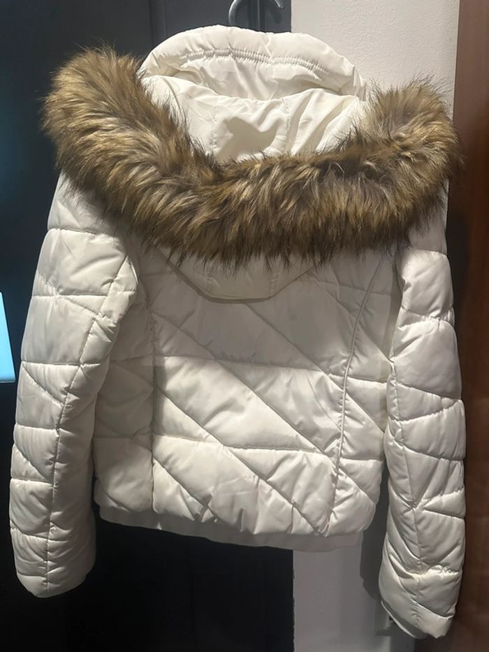 Doudoune Zara blanc cassé avec fourrure amovible - photo numéro 7