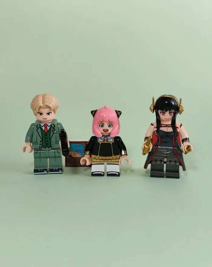 Spy X family - lot de 3 mini figurines au format Lego