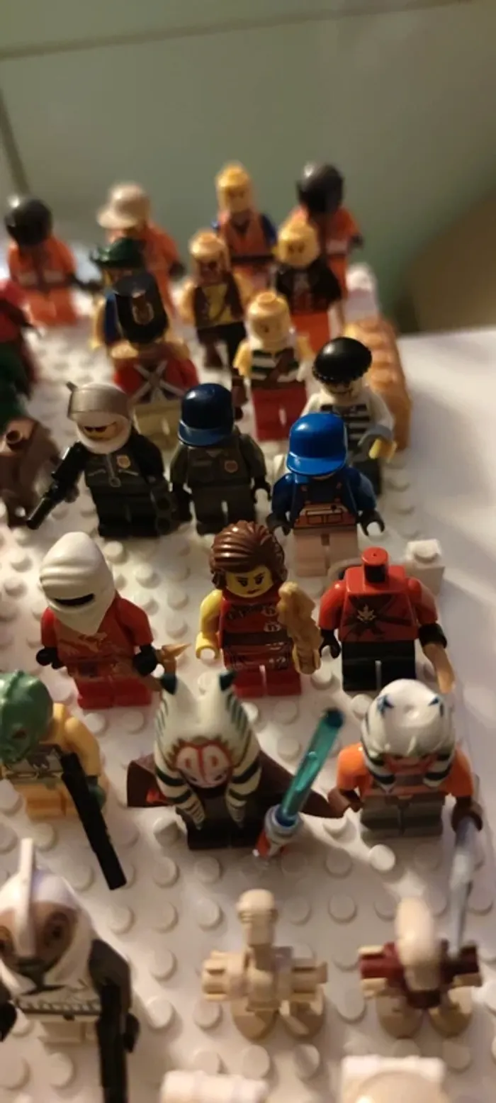 Gros lot de figurines lego star wars, Ninjago, Harry Potter, Minecraft, Technic, City - photo numéro 5