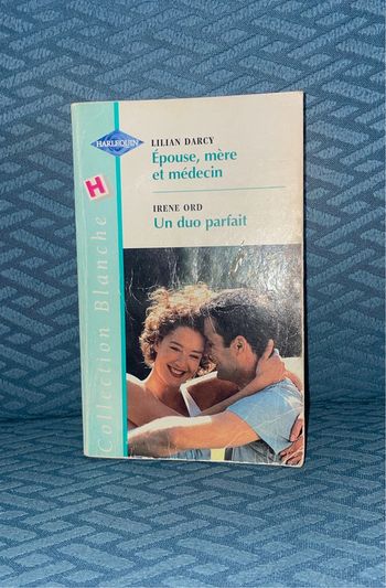 1 livre = 2 romans. Thème médical.