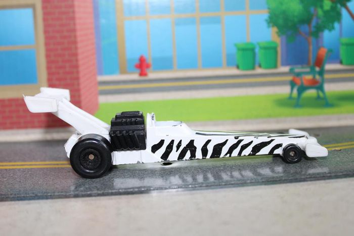 Hot wheels dragster - photo numéro 6