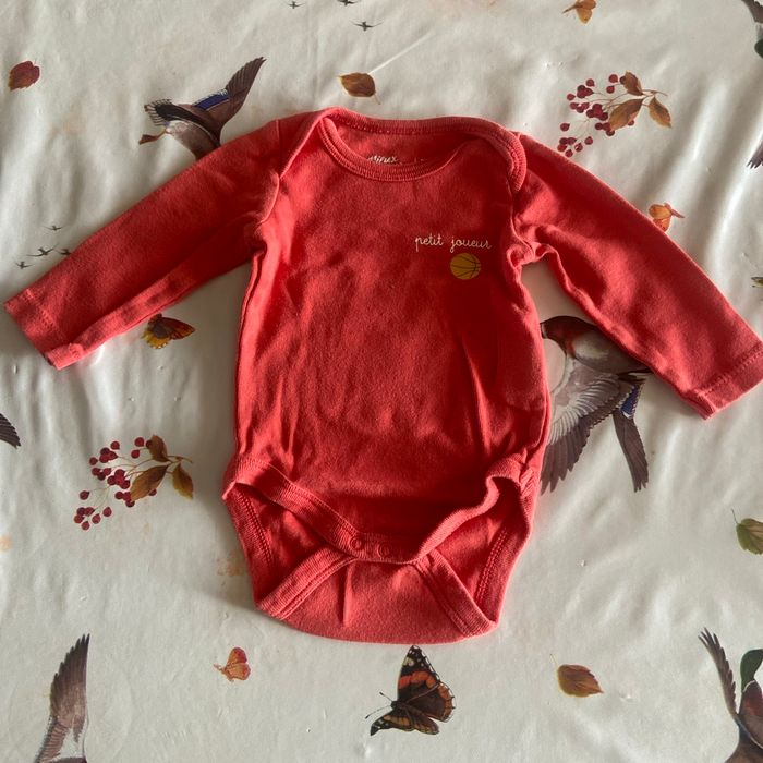 Lot de bodies - photo numéro 3