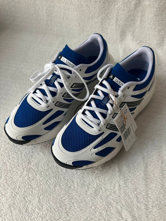Adidas Adizero aruku chaussures de course neuf avec étiquette, taille 41 1/3 - photo numéro 2