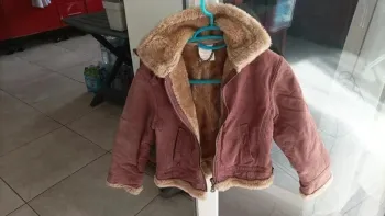 Magnifique blouson fille fourrée taille 8 ans réversible Tape à l'œil