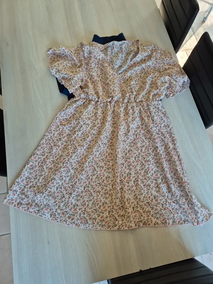 Lot 3 robes taille 42 - photo numéro 3