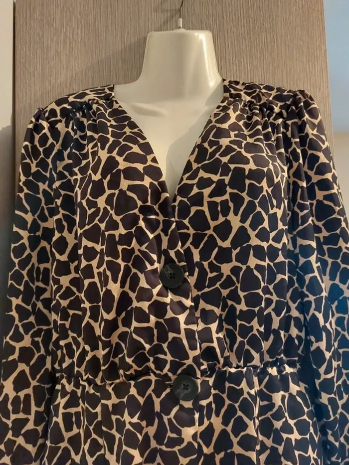 Robe courte imprimé girafe Zara – Taille L - photo numéro 2