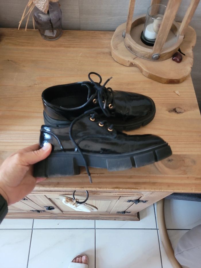Chaussures fille vernis noir pointure 36 - photo numéro 6