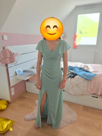 🌿 Robe longue vert sauge fendue – élégante & fluide 🌿