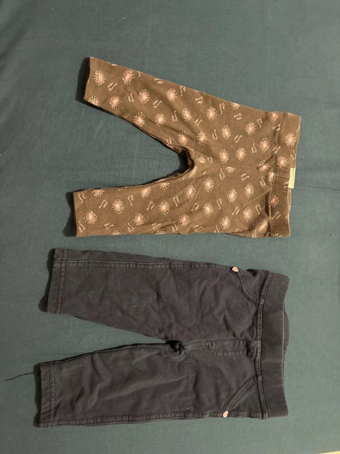 Lot de 2 pantalons fille T6 et 9 mois