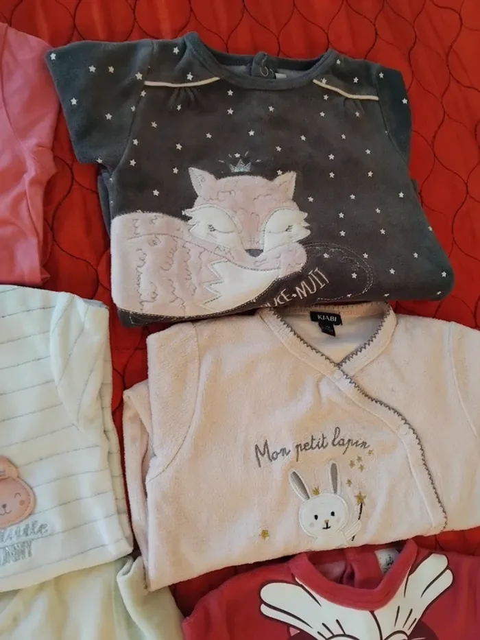 Pyjamas fille 6mois - photo numéro 8