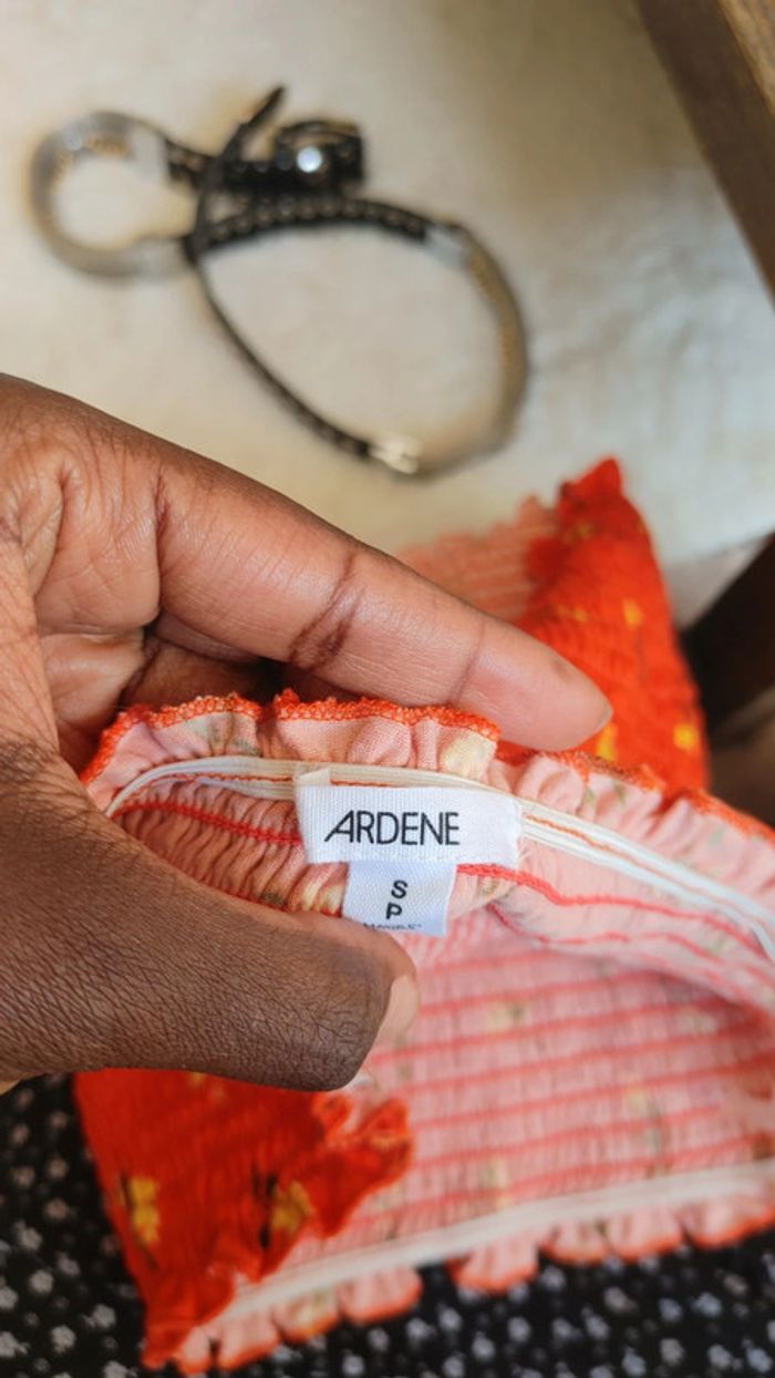 Crop top élastique Marque Ardene taille s couleur orange corail rouge motif à fleurs - photo numéro 9