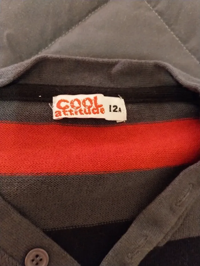 Pull gris/ rouge / noir T12A - photo numéro 3