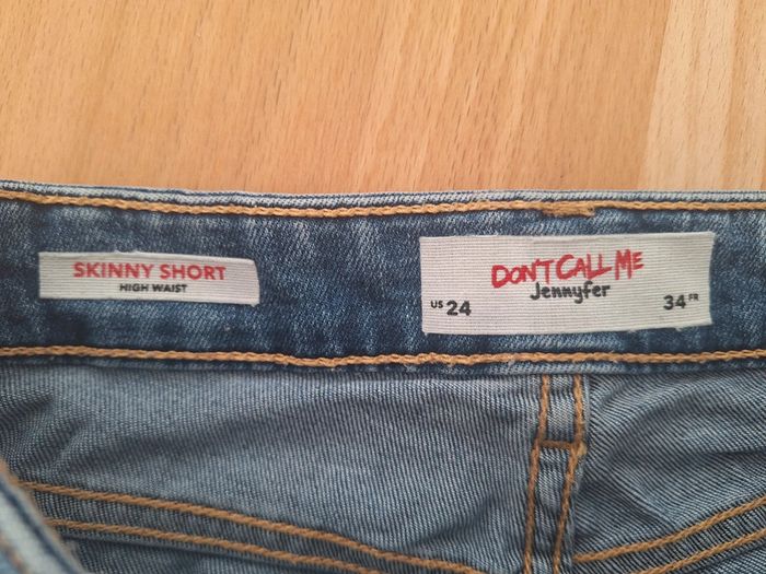 Lot 2 short en jean bleu Jennyfer femme XS 34 - photo numéro 4