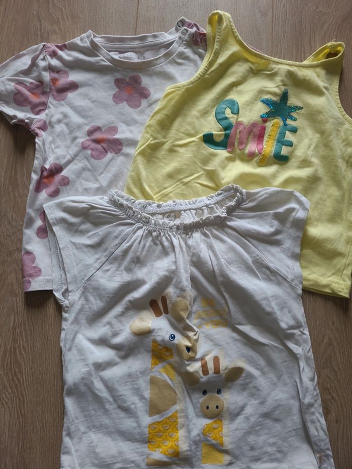 Lot tee shirts 3 ans