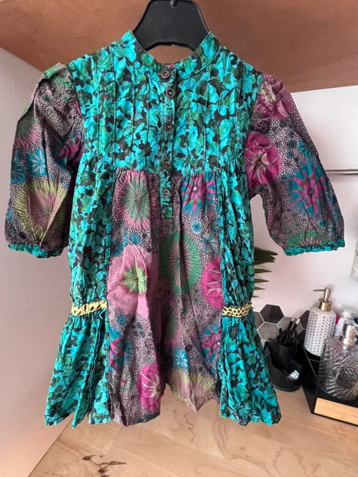 💚 Élégante robe Catimini verte à manches longues – Taille 4 ans 💚 - photo numéro 2