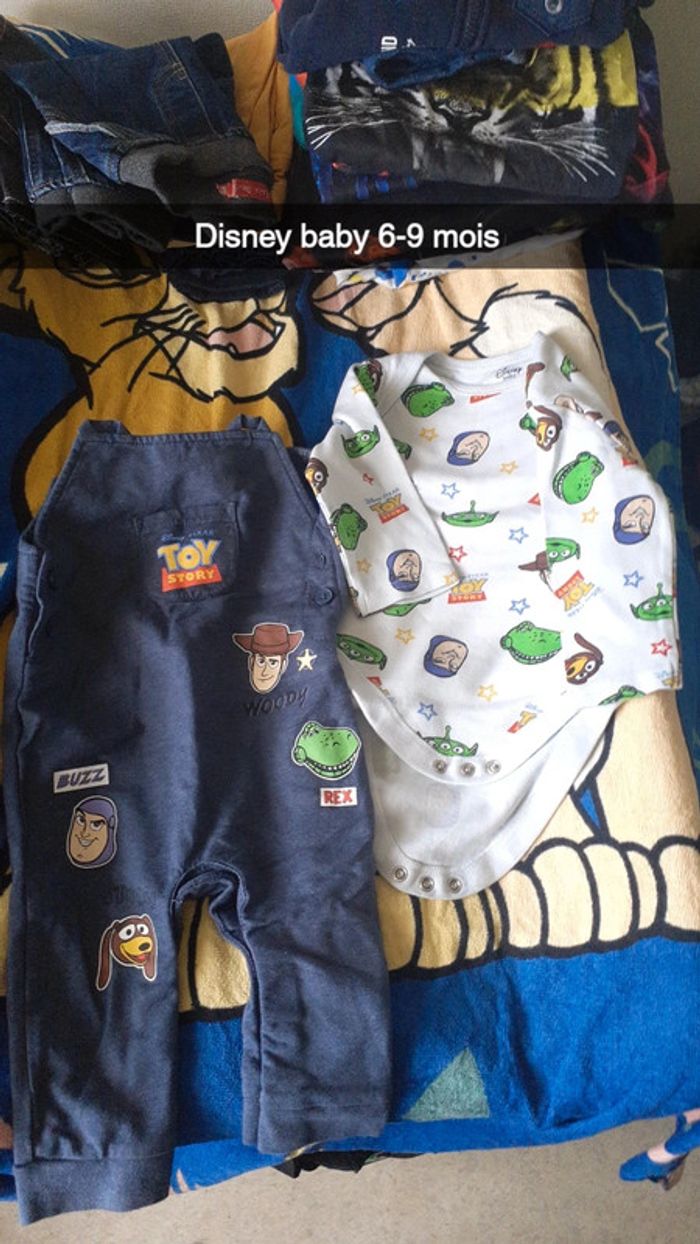 Body et salopette 6/9 mois disney